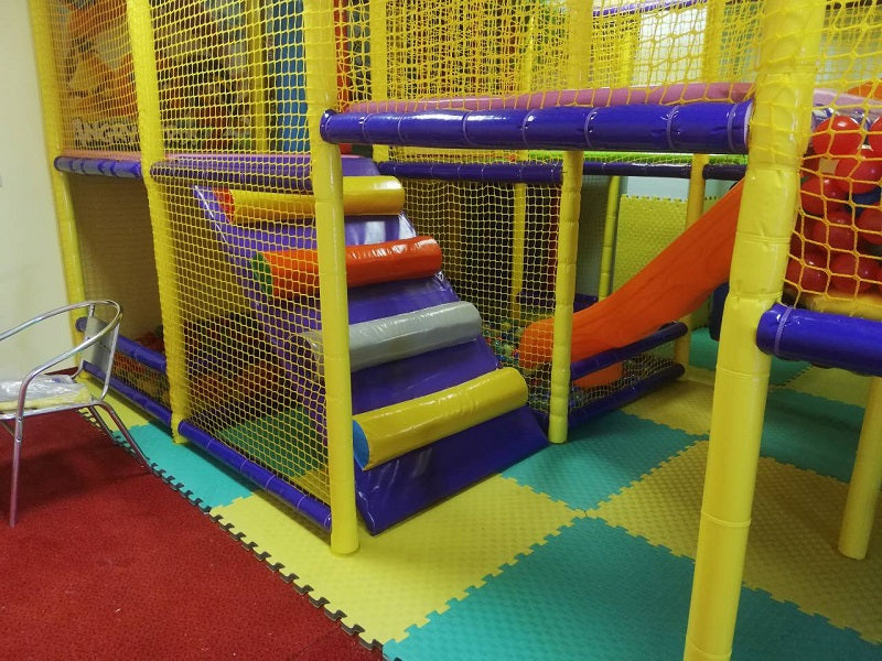 Вътрешен детски кът | playground ― Baron.bg