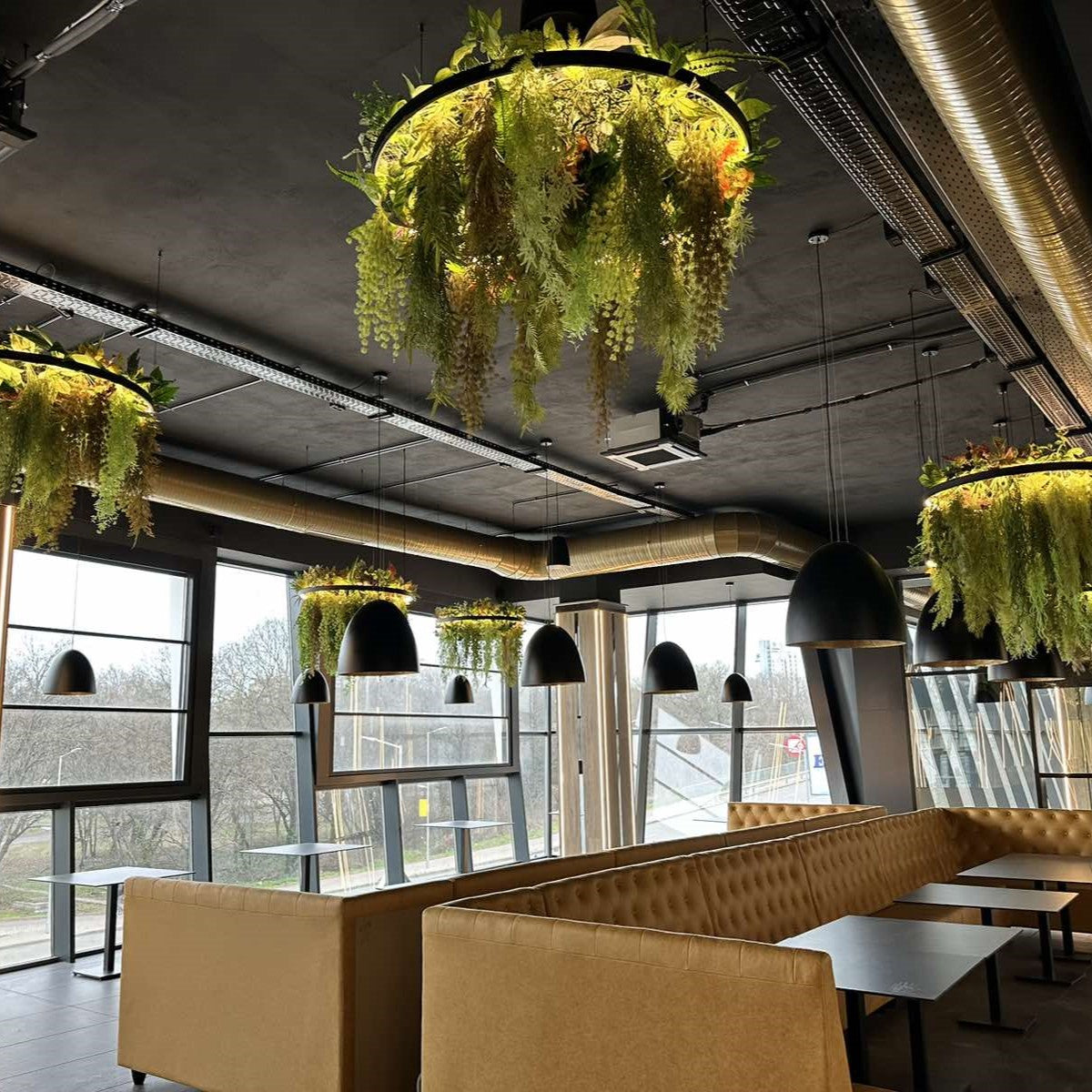 Декоративни рингове с изкуствени растения 070