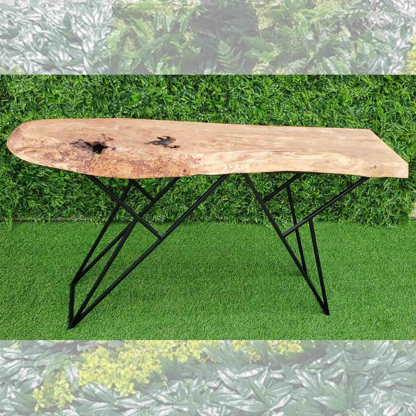 Дизайнерска полица от масив с метална стойка - PMD 087