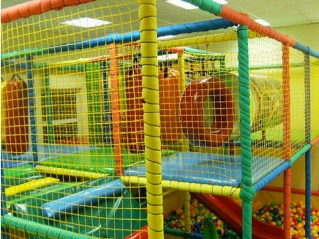 Вътрешен детски кът | playground ― Baron.bg