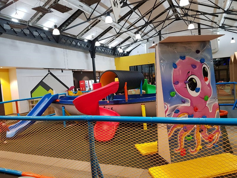 Вътрешен детски кът | playground ― Baron.bg