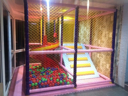 Вътрешен детски кът | playground ― Baron.bg