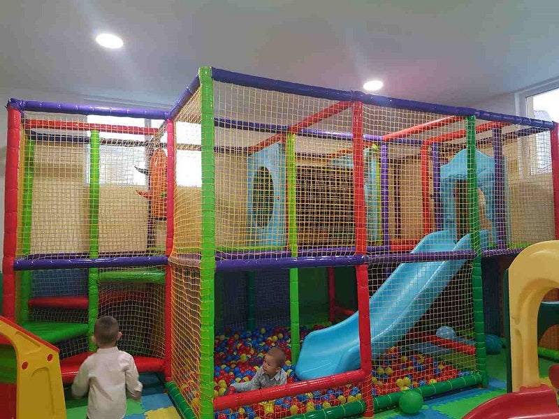 Вътрешен детски кът | playground ― Baron.bg
