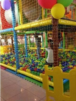 Вътрешен детски кът | playground ― Baron.bg