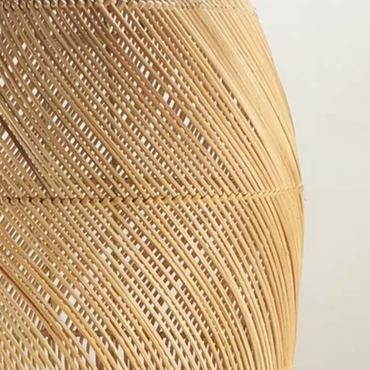 Декоративна ратанова лампа ―  Baron.bg