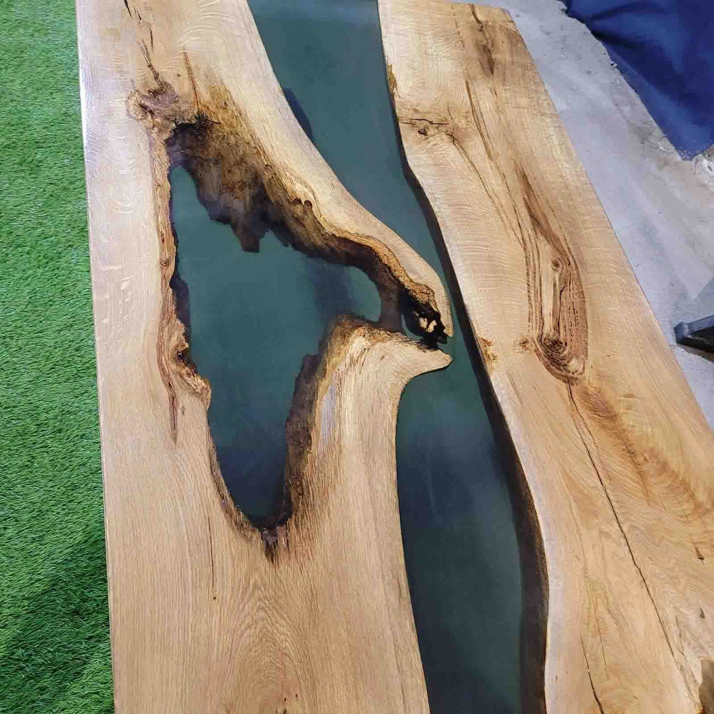 Маса от епоксидна смола и дърво - PMD 176