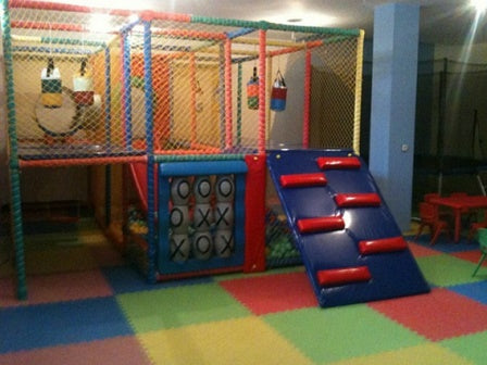 Вътрешен детски кът | playground ― Baron.bg