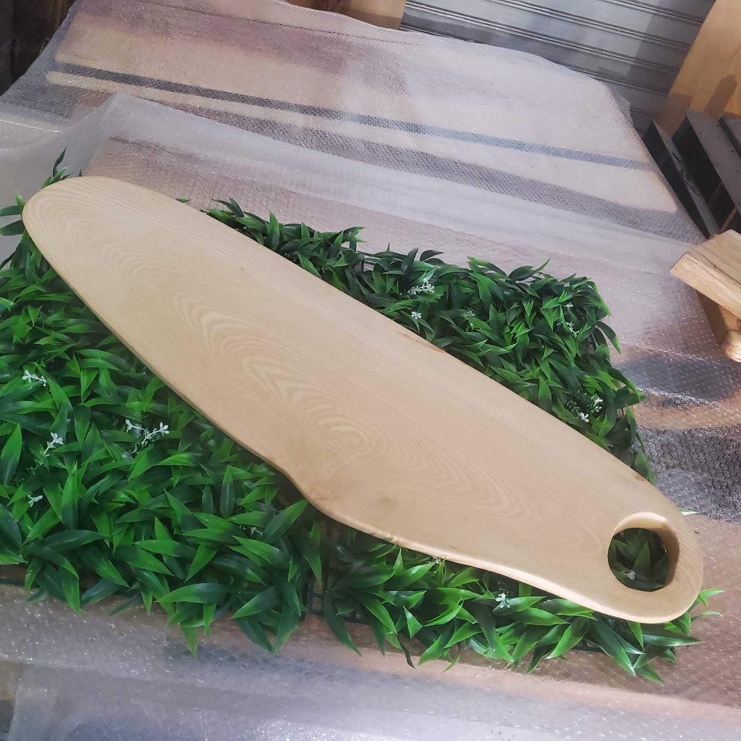 Дървена дъска за рязане и сервиране на храна 022