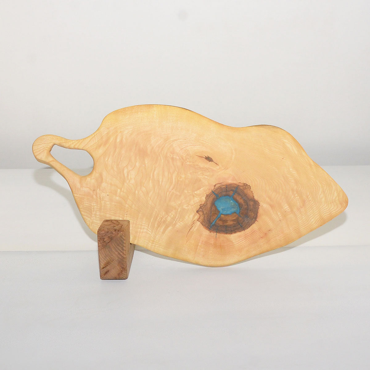 Уникална дъска за рязане с епоксидна смола