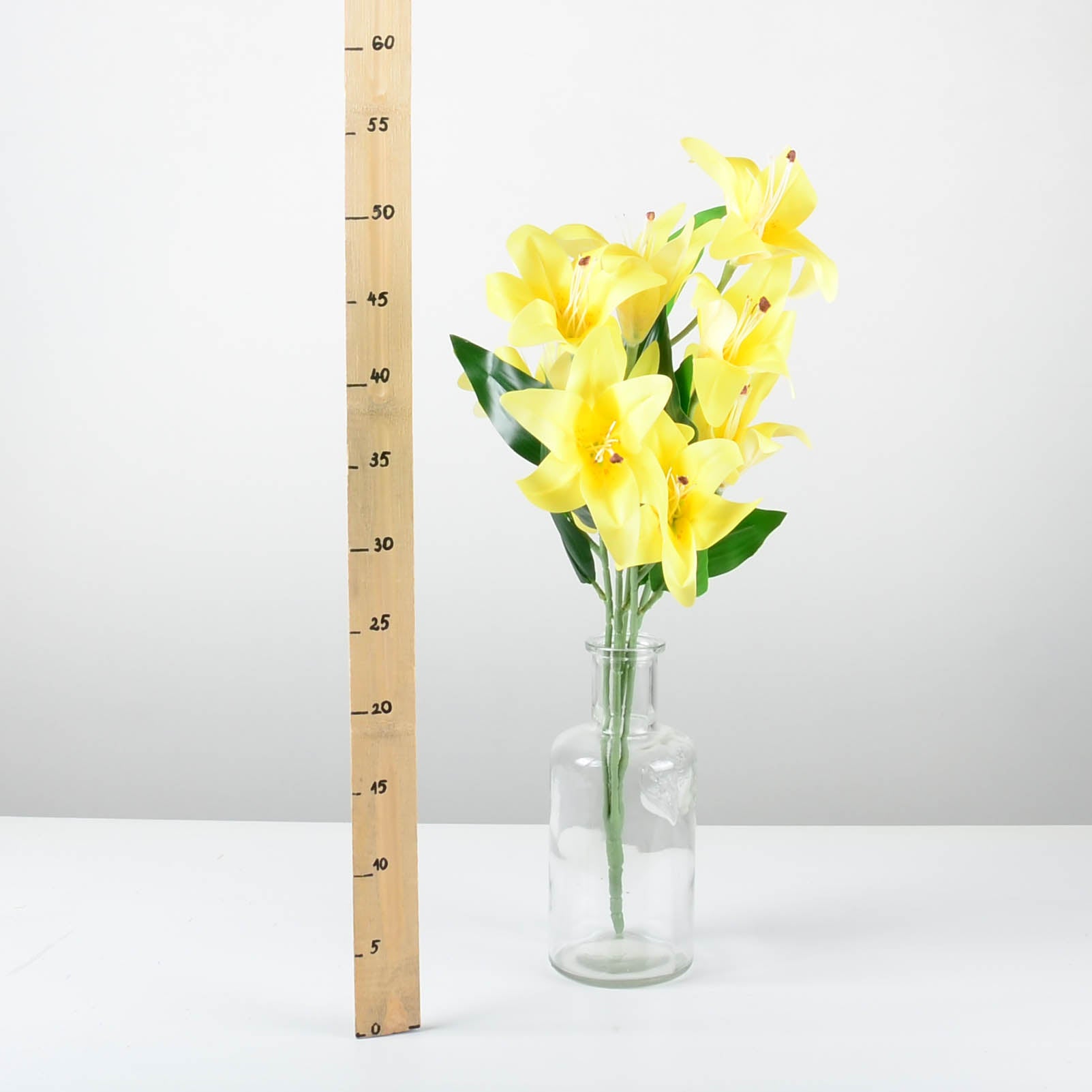 Жълто изкуствено цвете букет - baron.bg