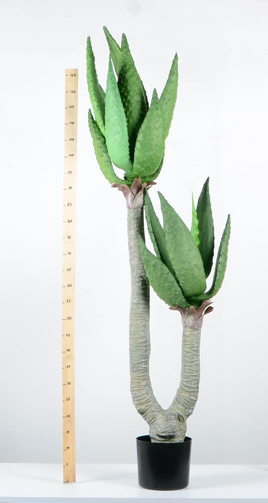 Декоративно изкуствено растение Алое вера - baron.bg