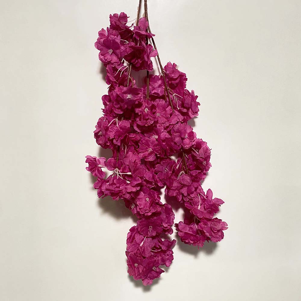 Изкуствена цветна клонка ― Baron.bg