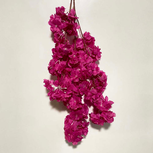 Изкуствена цветна клонка ―  Baron.bg