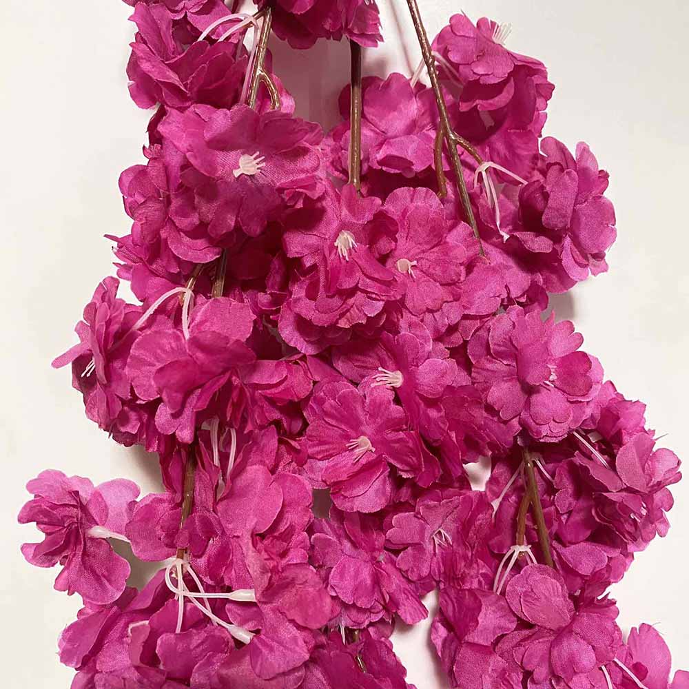 Изкуствена цветна клонка ― Baron.bg