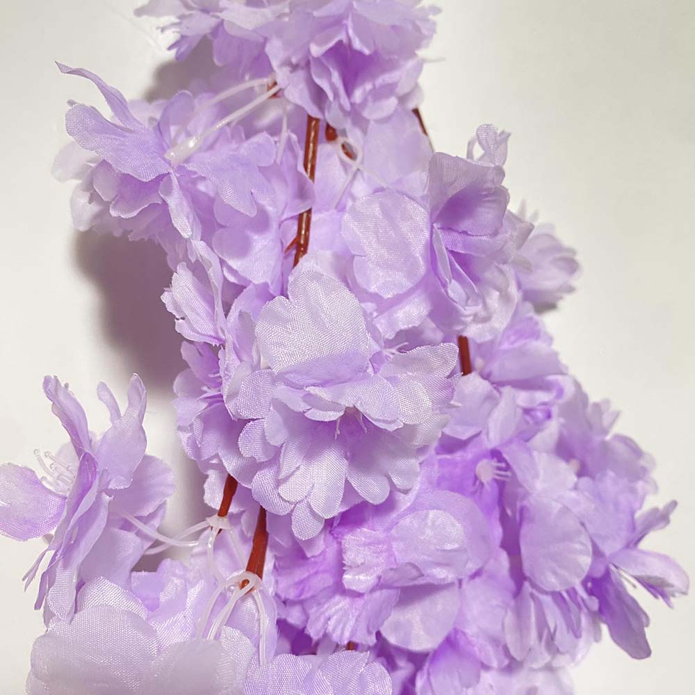 Изкуствена цветна клонка ― Baron.bg