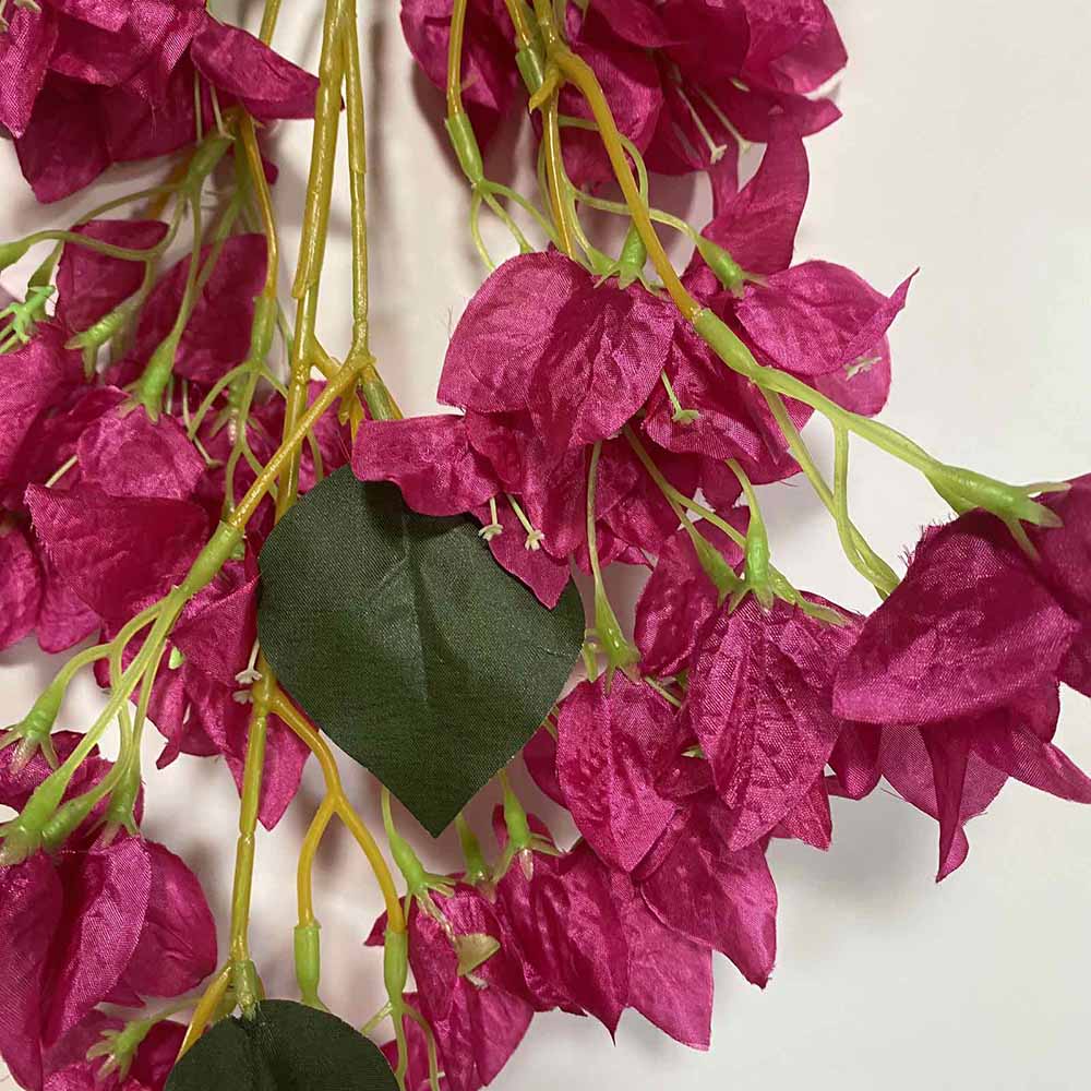 Изкуствена цветна клонка ― Baron.bg