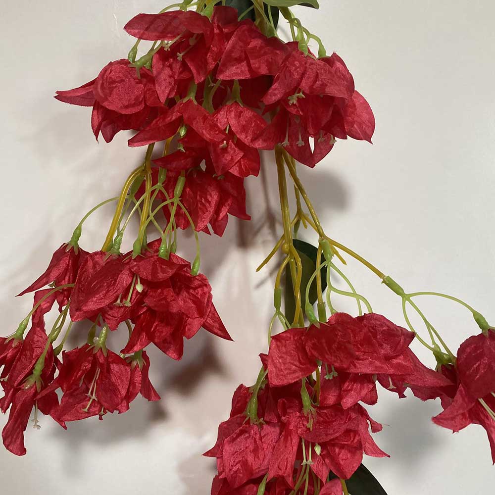 Изкуствена цветна клонка ― Baron.bg