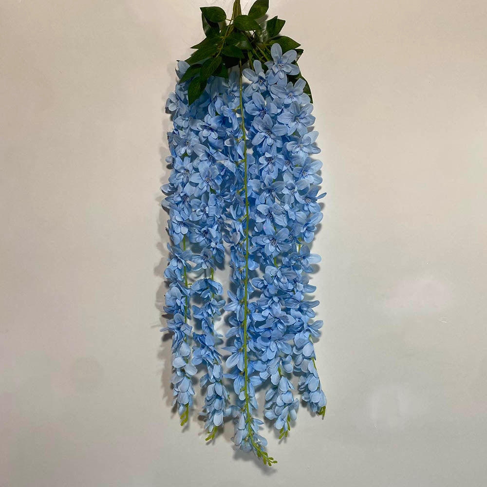 Изкуствена цветна клонка ― Baron.bg