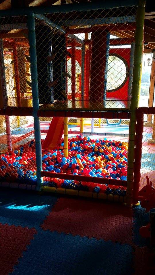 Вътрешен детски кът | playground ― Baron.bg