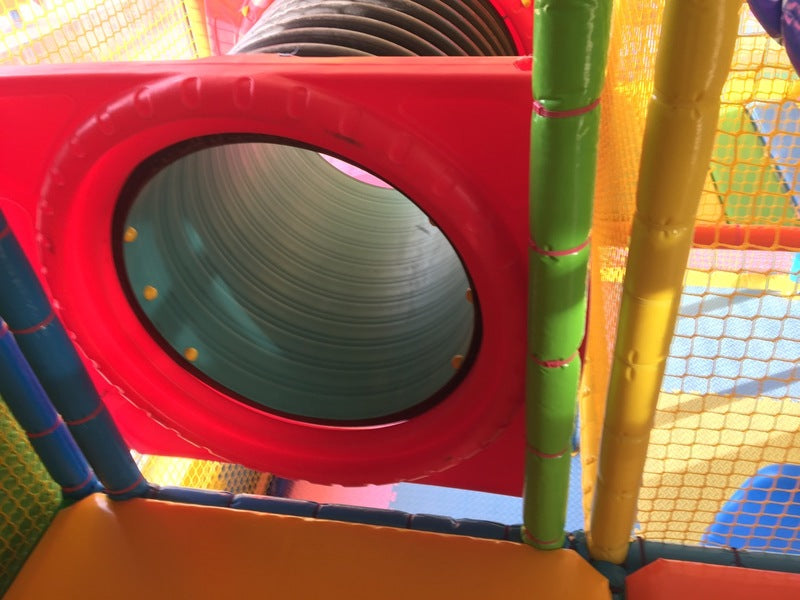 Вътрешен детски кът | playground ― Baron.bg