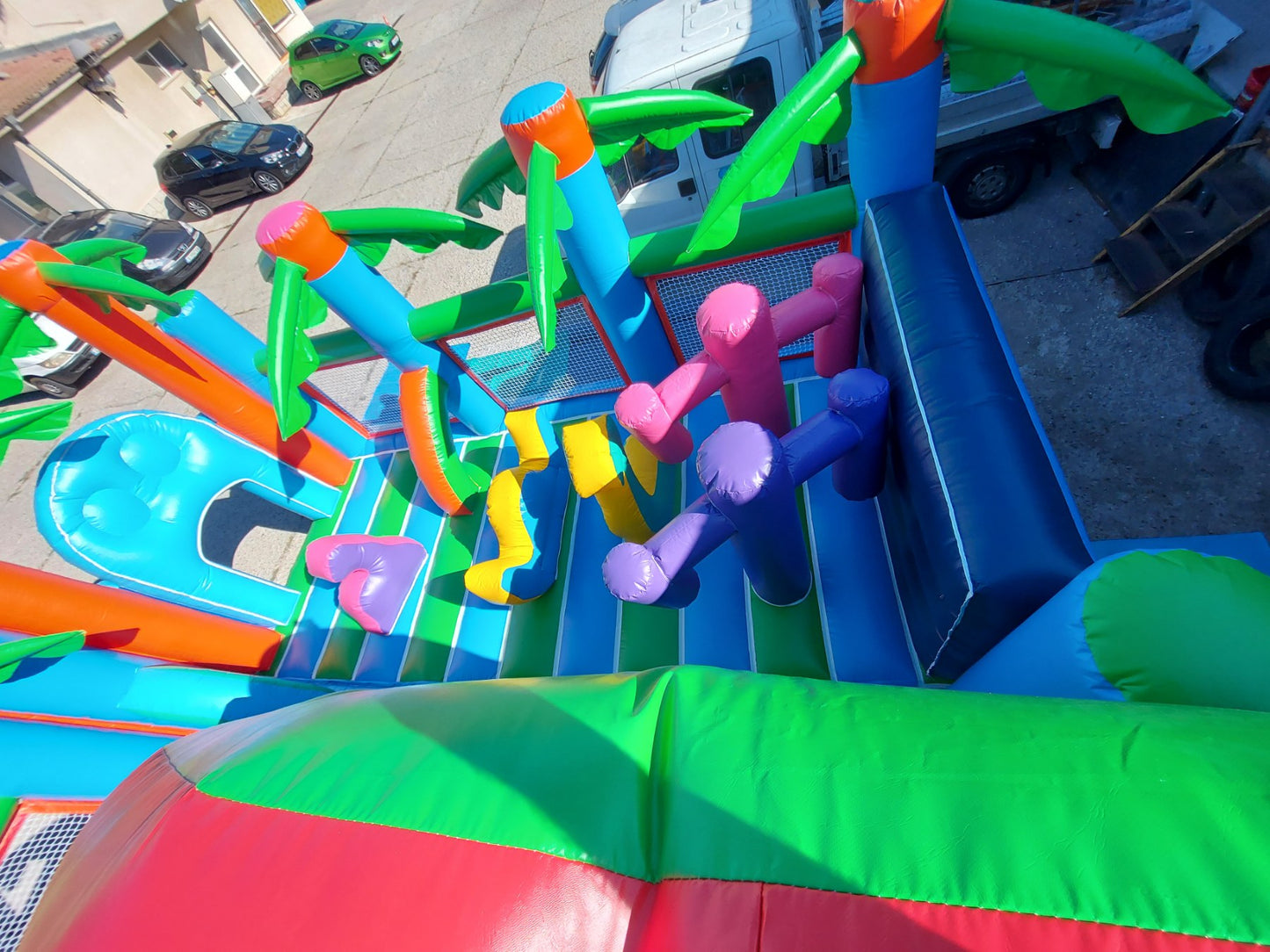 Надуваема пързалка Слонче ― Baron.bg