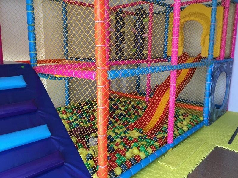 Вътрешен детски кът | playground ― Baron.bg