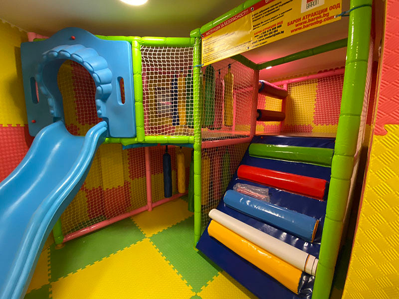 Вътрешен детски кът | playground ― Baron.bg