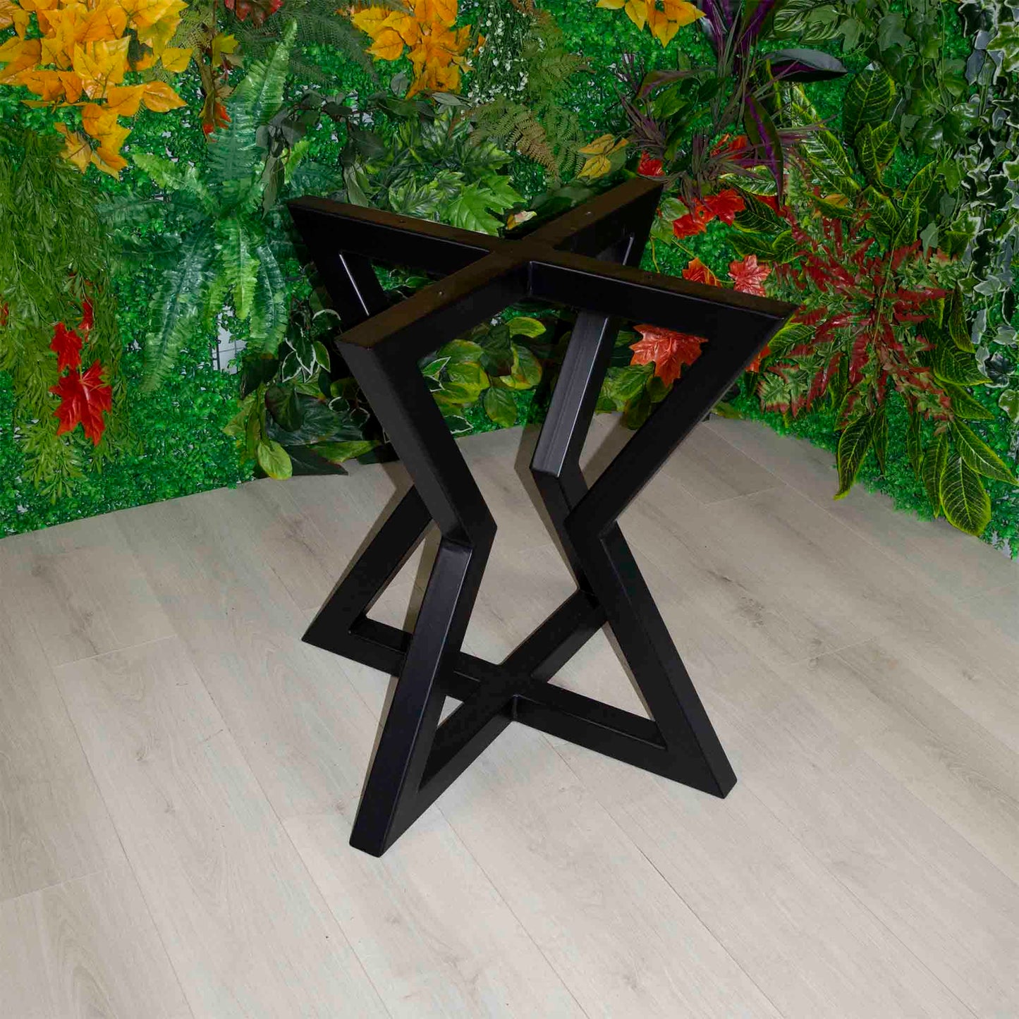 Метална стойка за маса