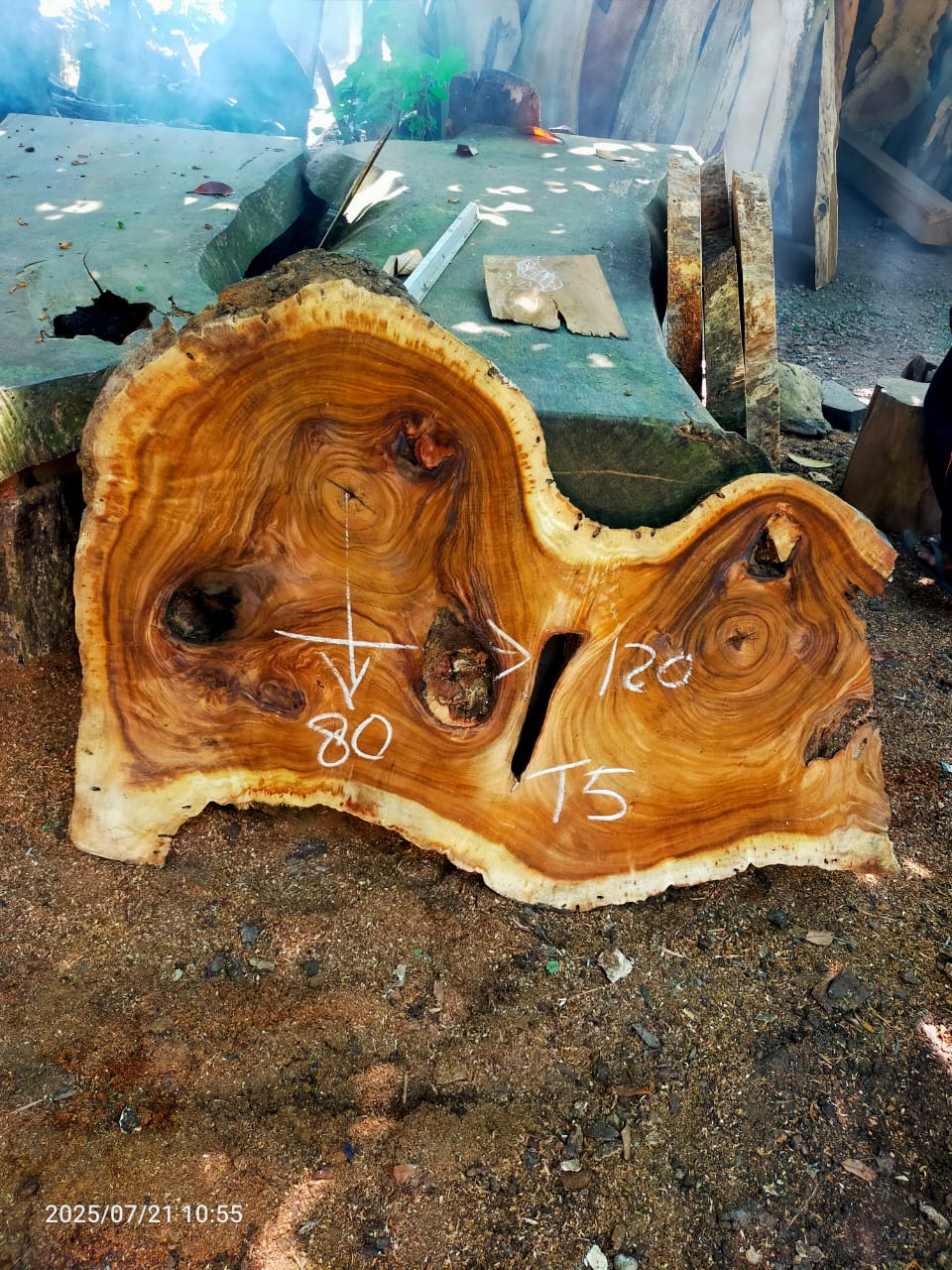 Дървена талпа от индунезийски Суар IS0019