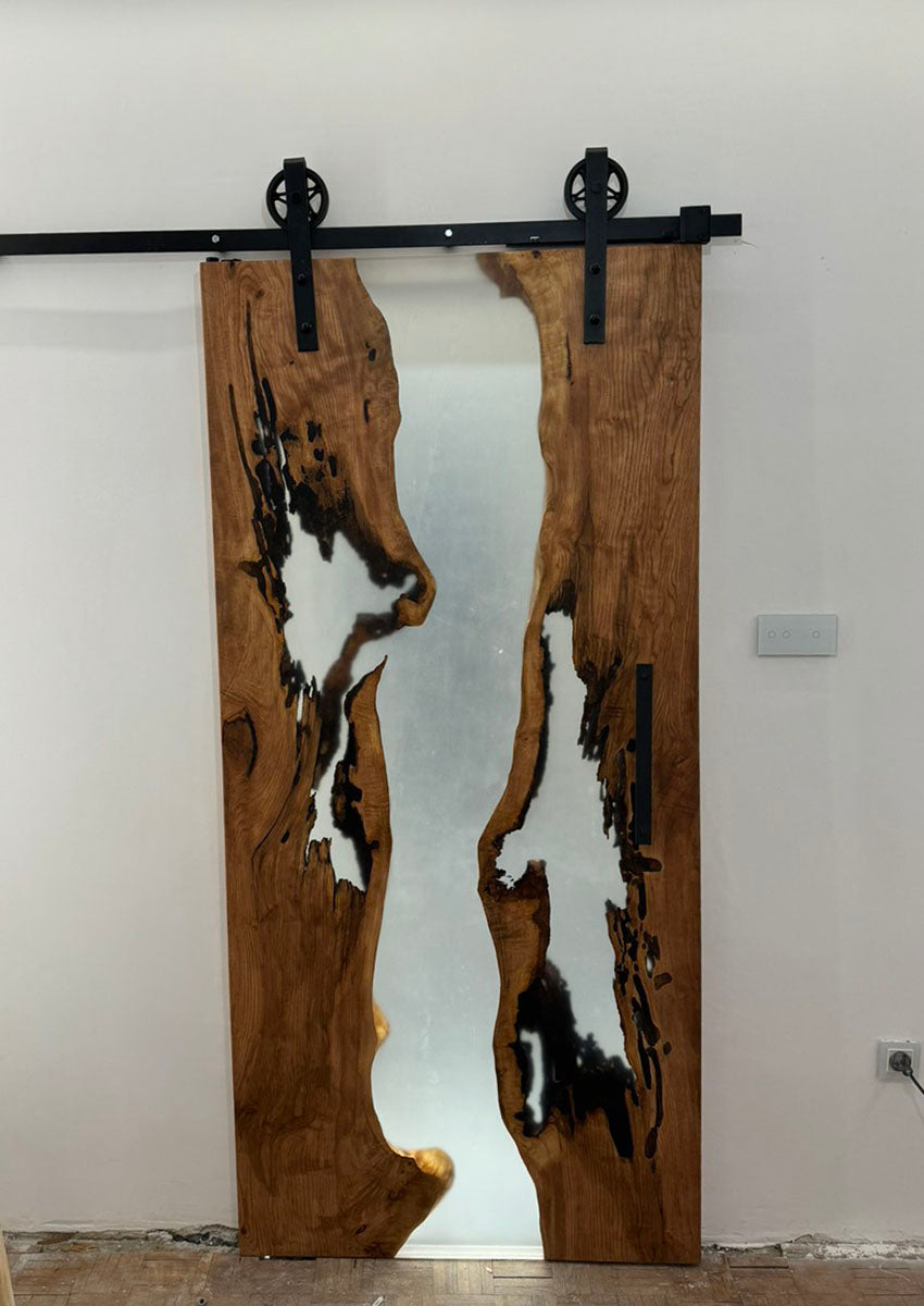 Плъзгаща врата от масив с епоксидна смола ― Baron.bg