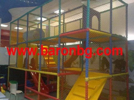 Вътрешен детски кът | playground ― Baron.bg