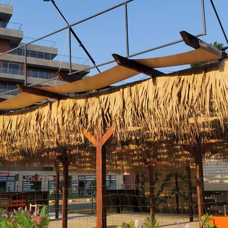 Панели за покриви от палмови листа