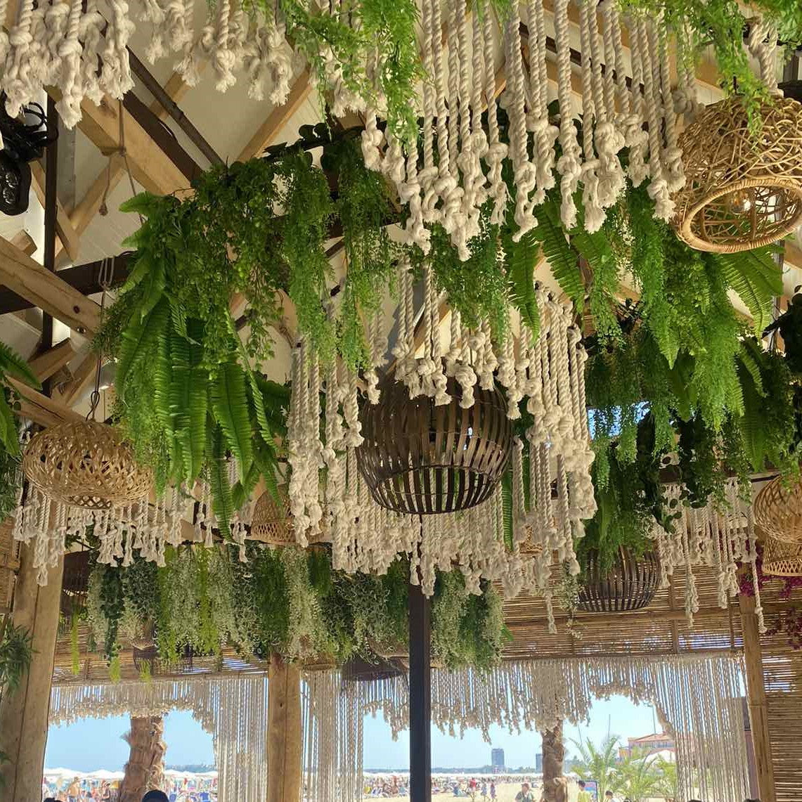 Изкуствено озеленяване и макраме