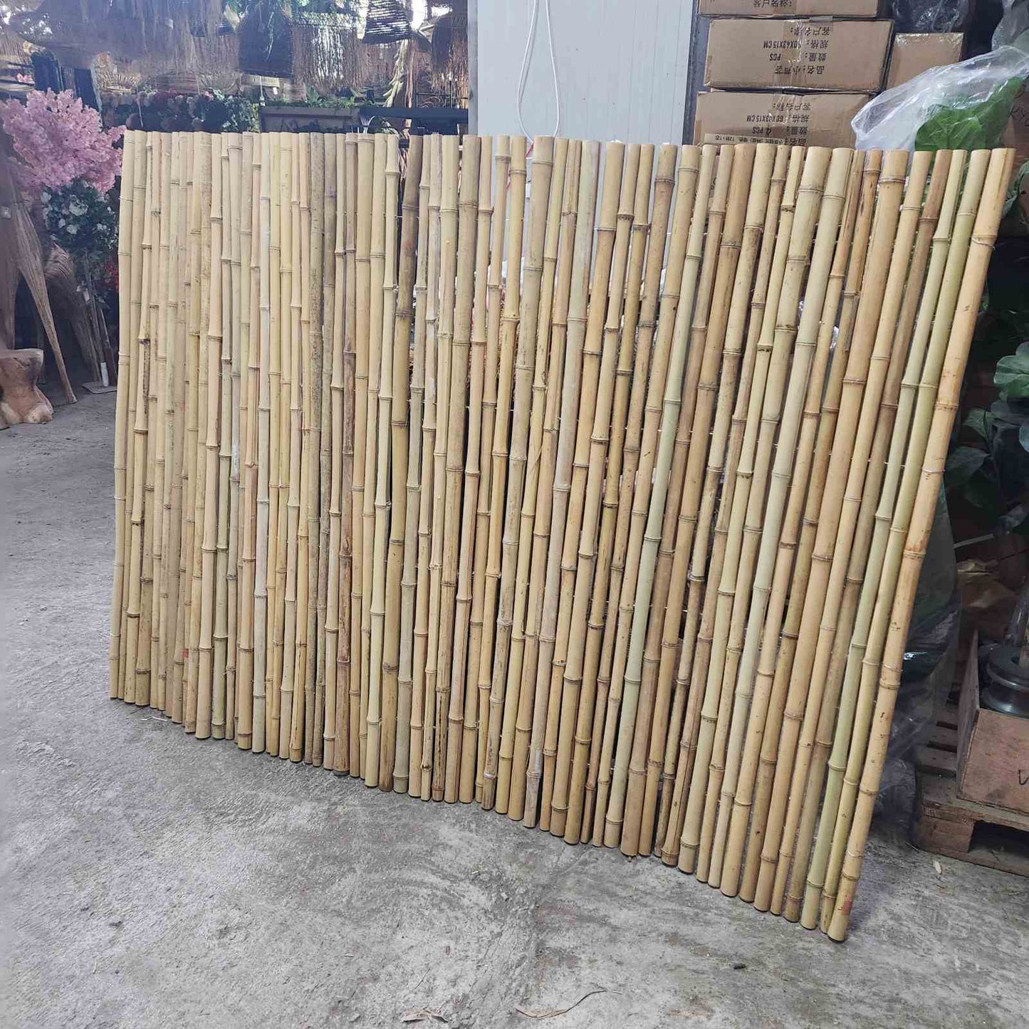 Ограда от бамбукови пръти