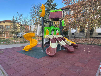Детска площадка с пързалки външна употреба