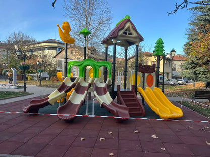 Детска площадка с пързалки външна употреба