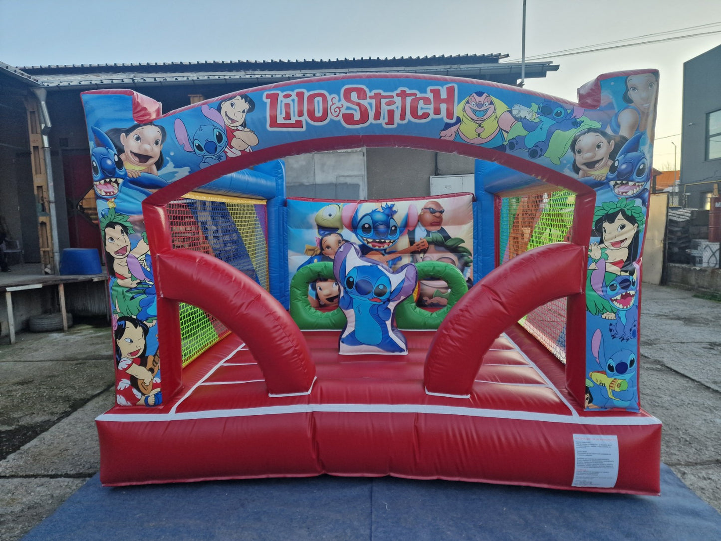 Детски батут за скачане "Лило и Стич" 073