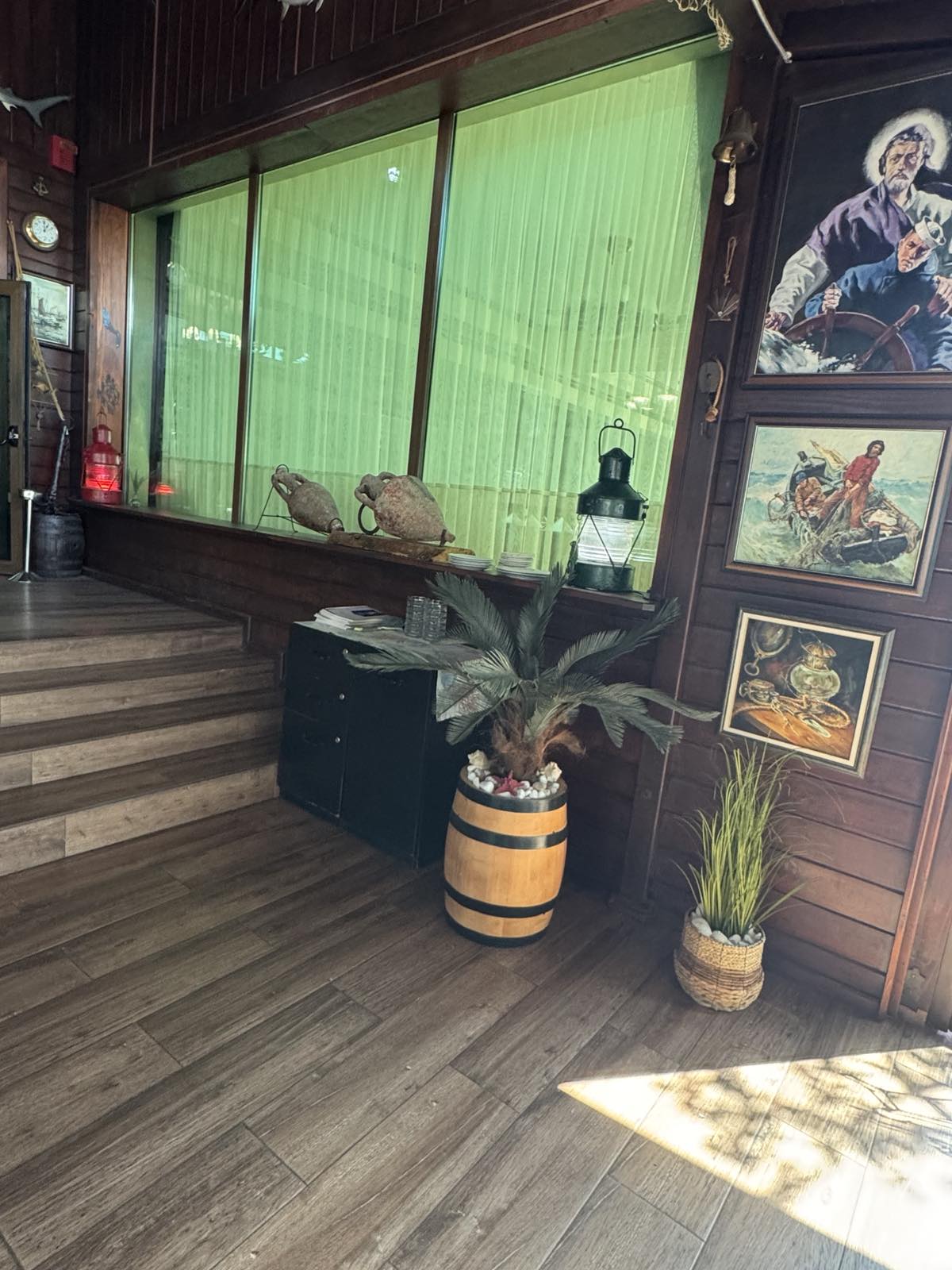 Хотелски комплекс Свети Никола