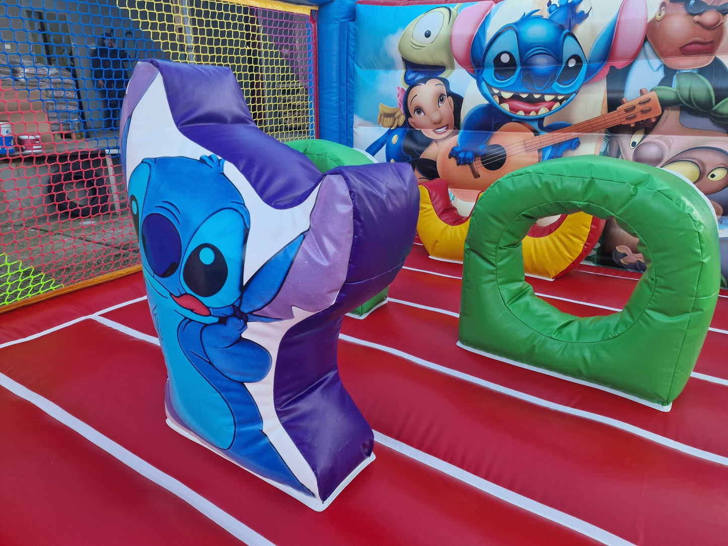 Детски батут за скачане "Лило и Стич" 073
