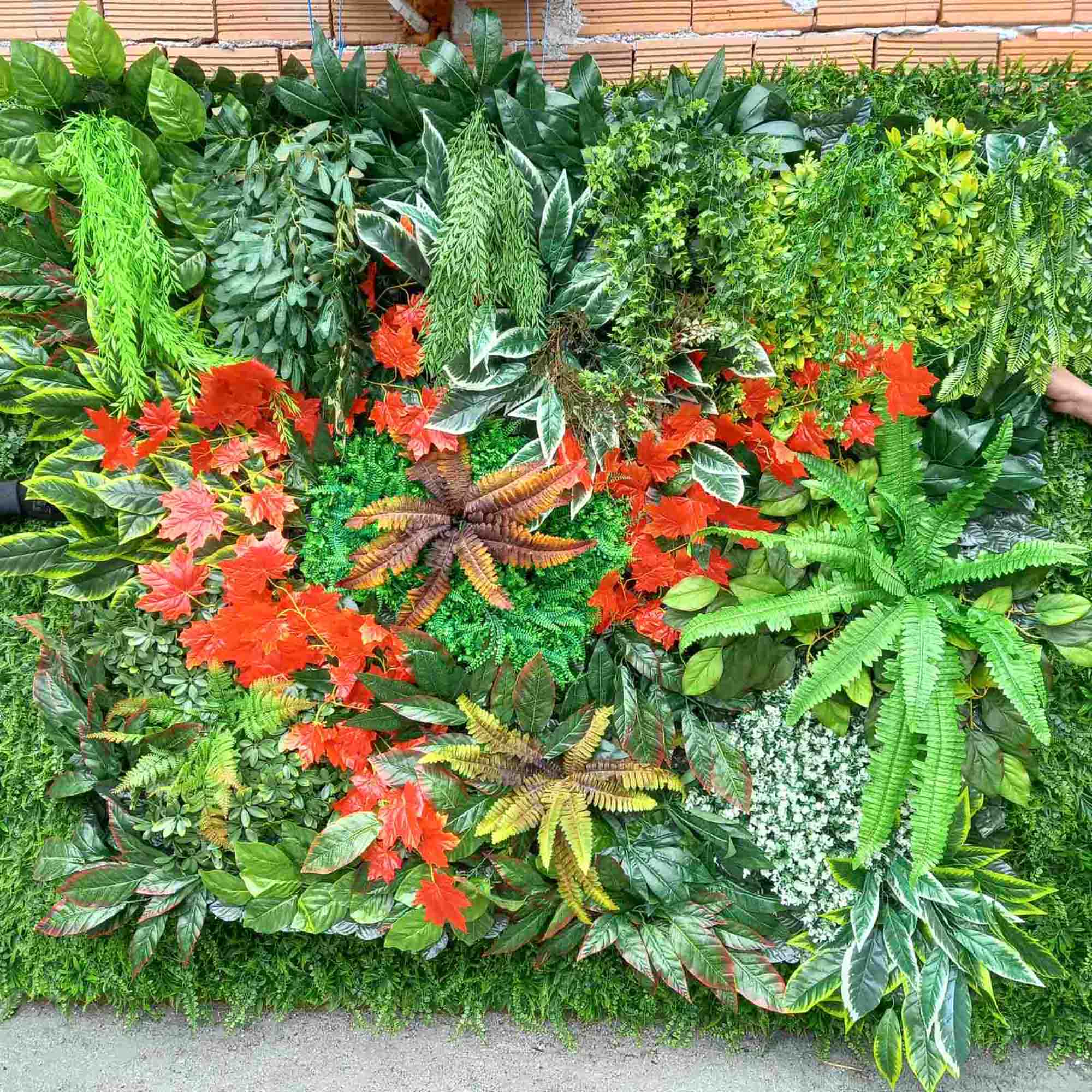 Декоративна зелена стена от изкуствени растения Клои 050