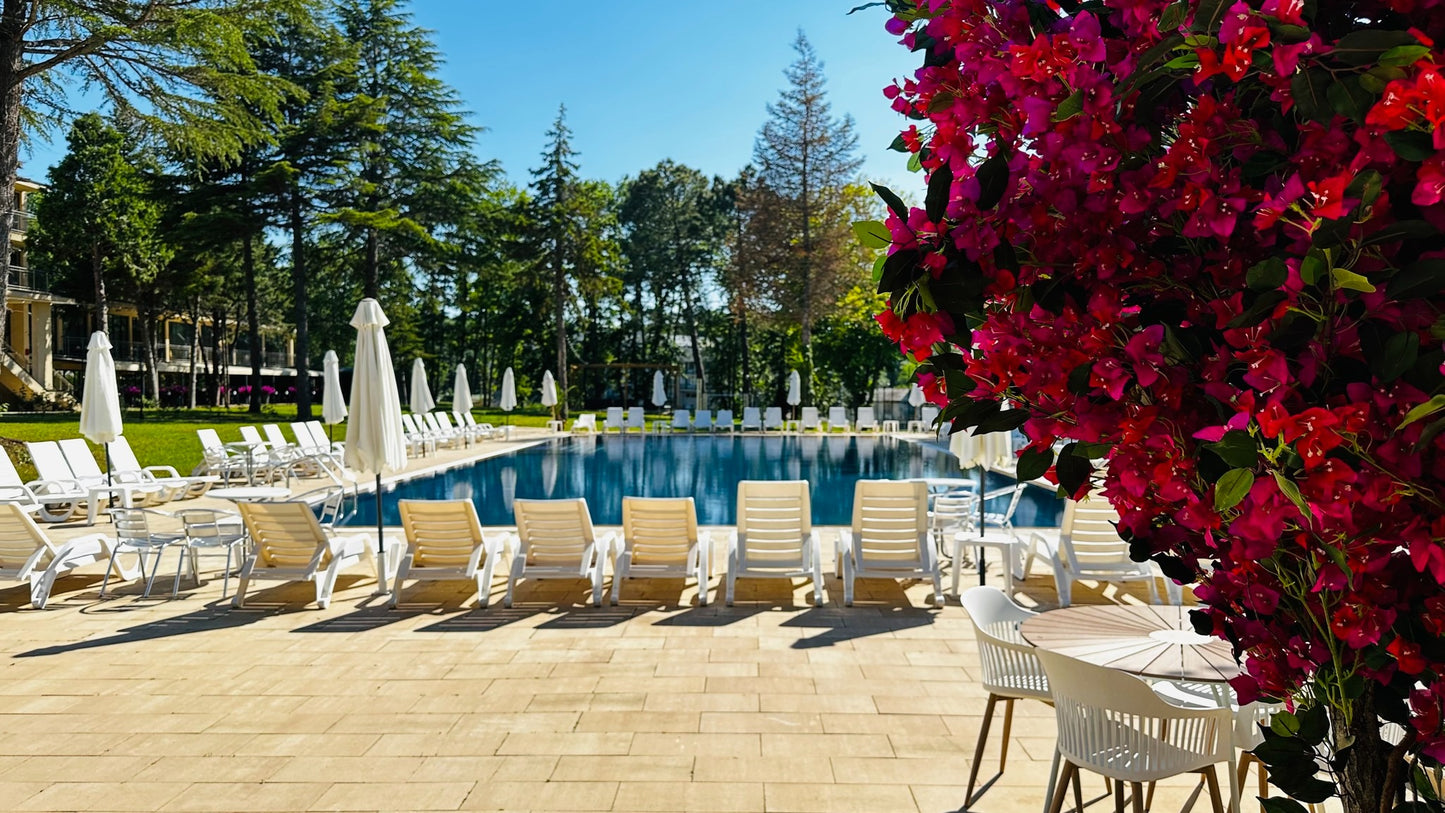 Хотел Queen Nelly Park