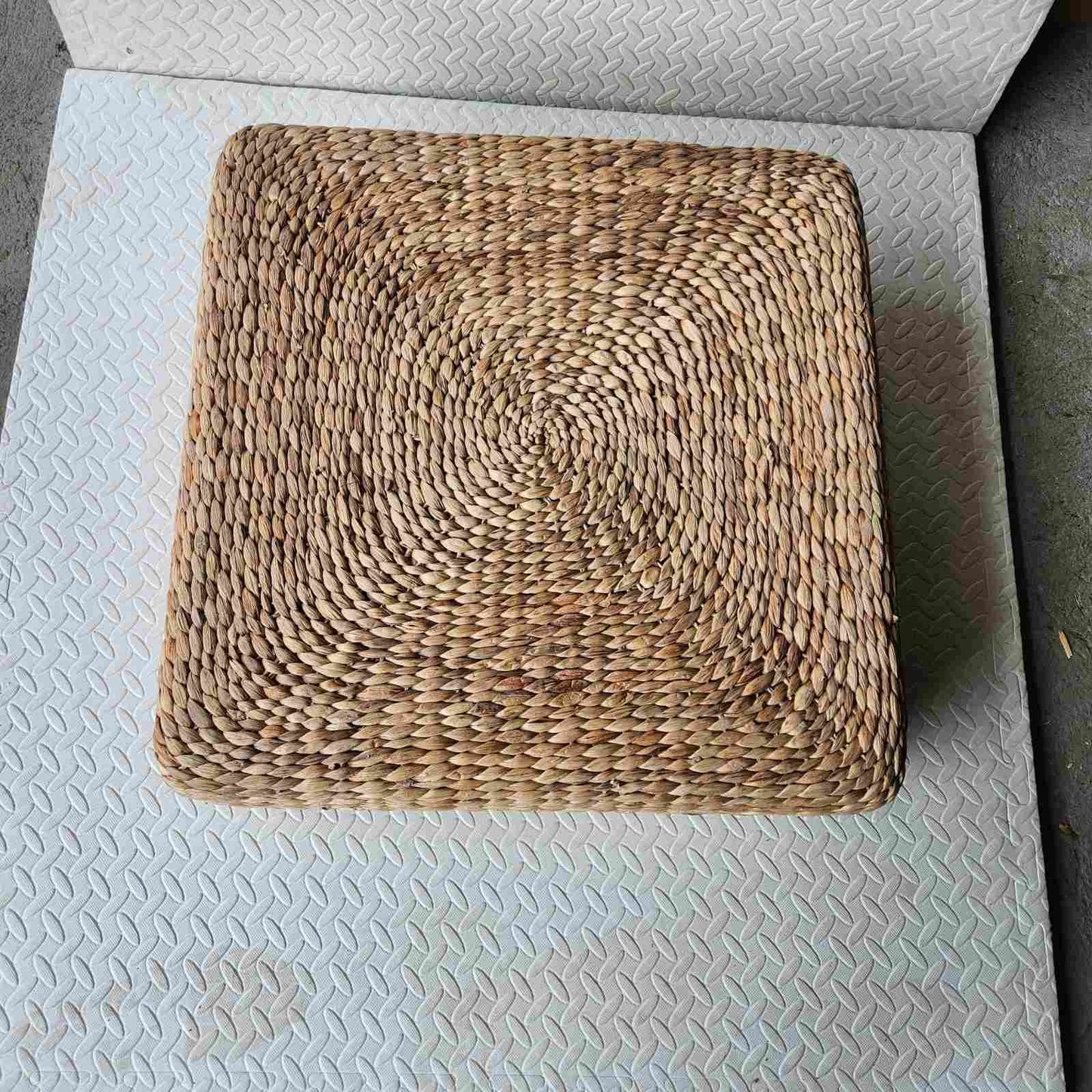 Правоъгълна табуретка от воден хиацинт – DSV03