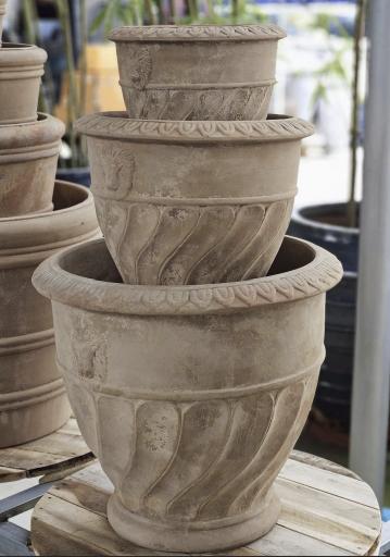 Керамични кашпи Antique Terracotta с релеф - SAP2426429
