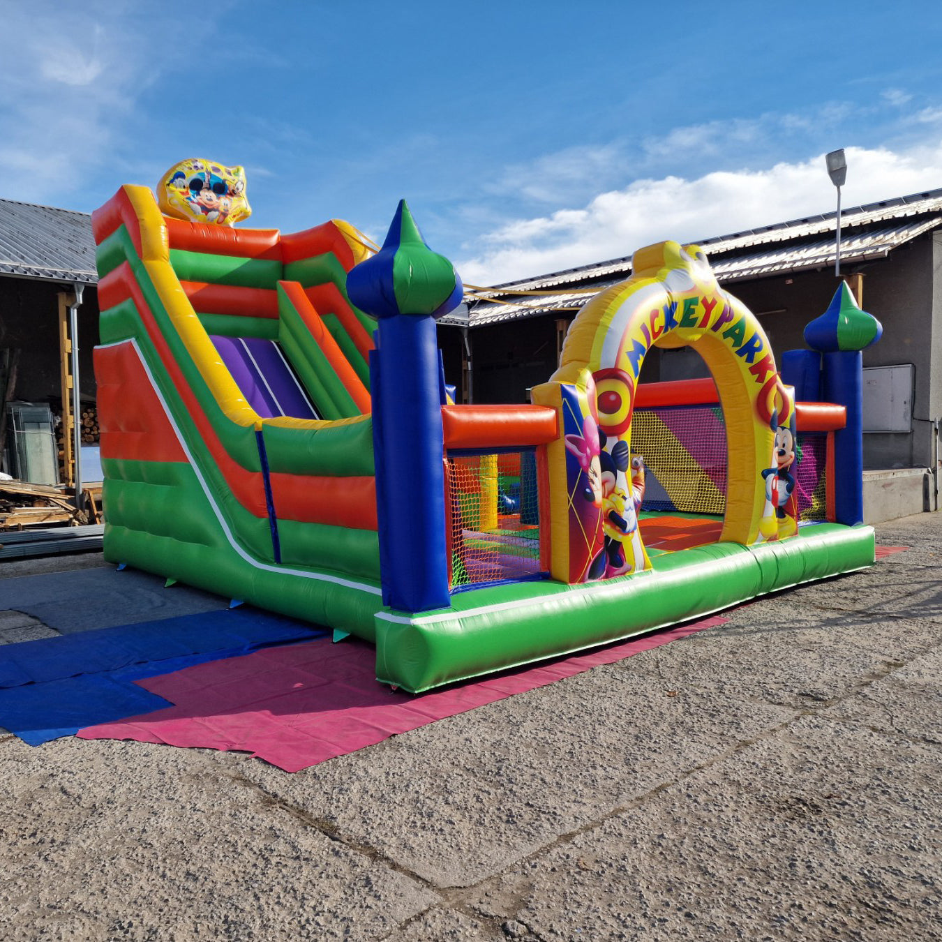 Детски батут с пързалка "Мики Парк" 69