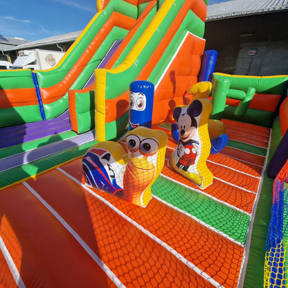 Детски батут с пързалка "Мики Парк" 69