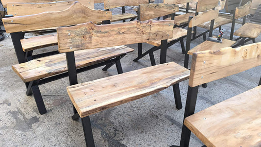 Масивна дървена пейка