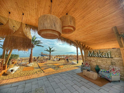 Makai Beach Bar
