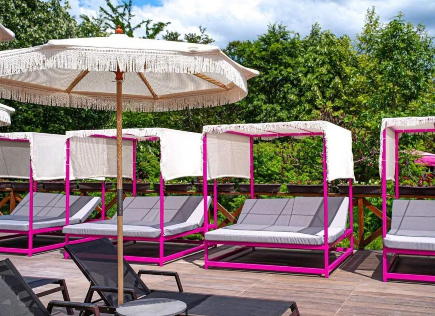 Плажна метална шатра